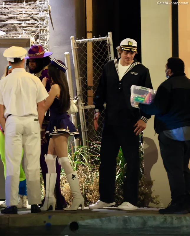 Madison Beer photo 17 of 3479