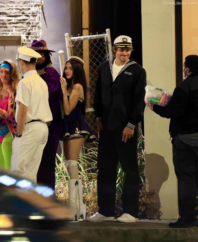 Madison Beer photo 22 of 3479