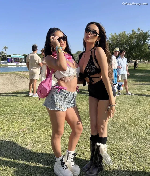 Madison Beer photo 3 of 3479