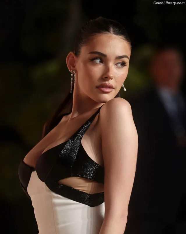Madison Beer photo 8 of 3479