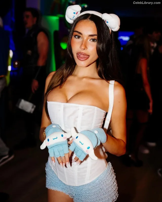 Madison Beer photo 1 of 3479