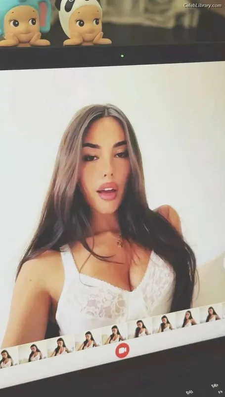 Madison Beer photo 2 of 3479