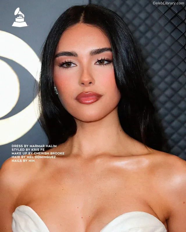 Madison Beer photo 19 of 3479