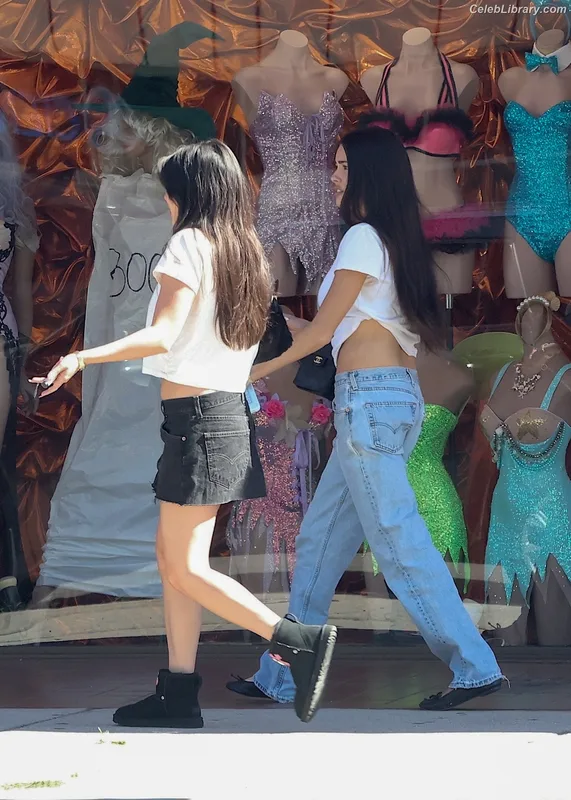 Madison Beer photo 1 of 3479