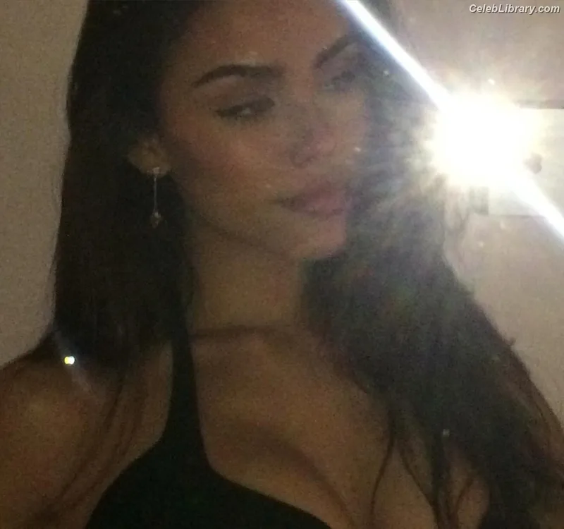 Madison Beer photo 3 of 3479