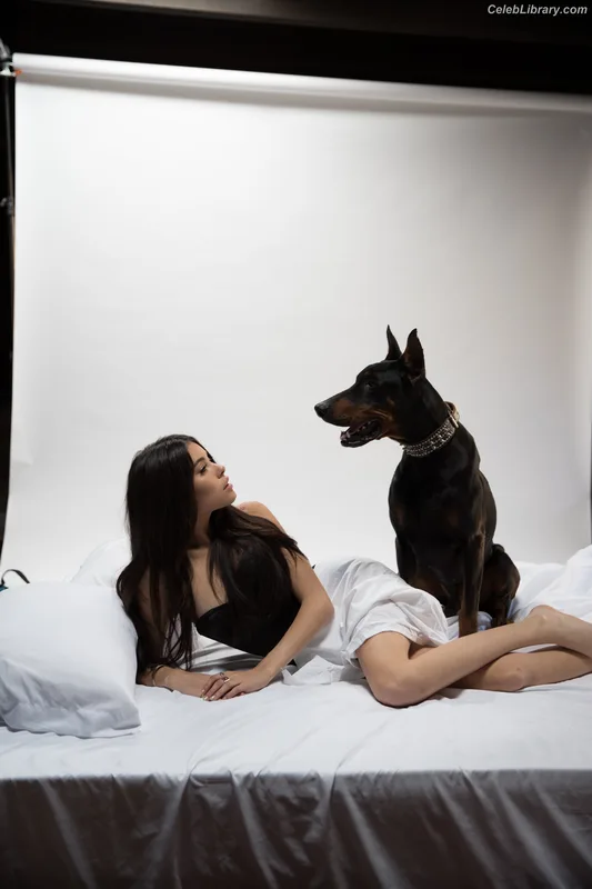 Madison Beer photo 20 of 3479