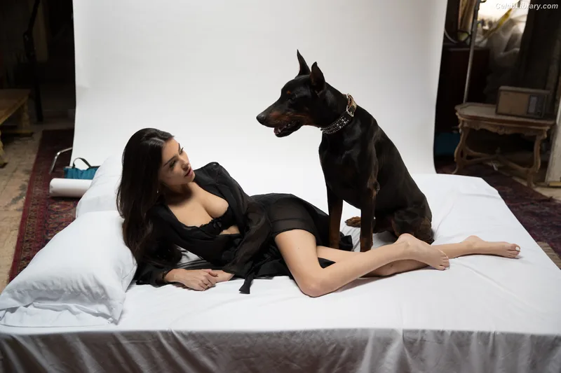 Madison Beer photo 7 of 3479