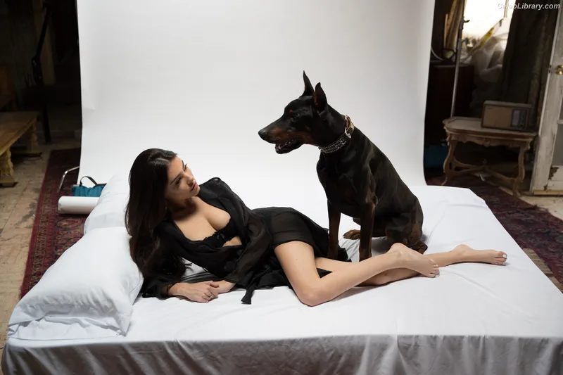 Madison Beer photo 8 of 3479