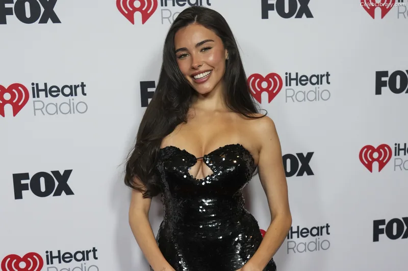 Madison Beer photo 11 of 3479