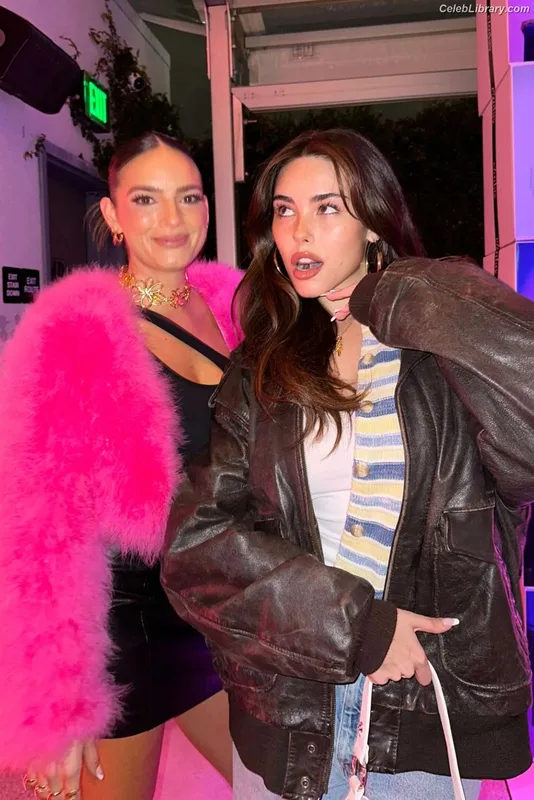 Madison Beer photo 3 of 3479