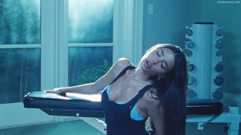 Madison Beer photo 14 of 3479
