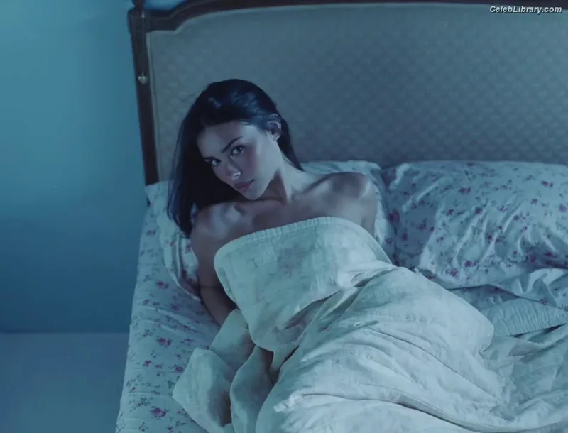 Madison Beer photo 8 of 3479