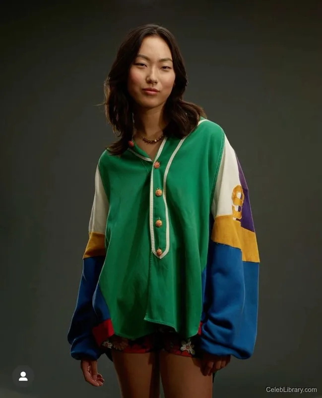 Madison Hu photo 11 of 16