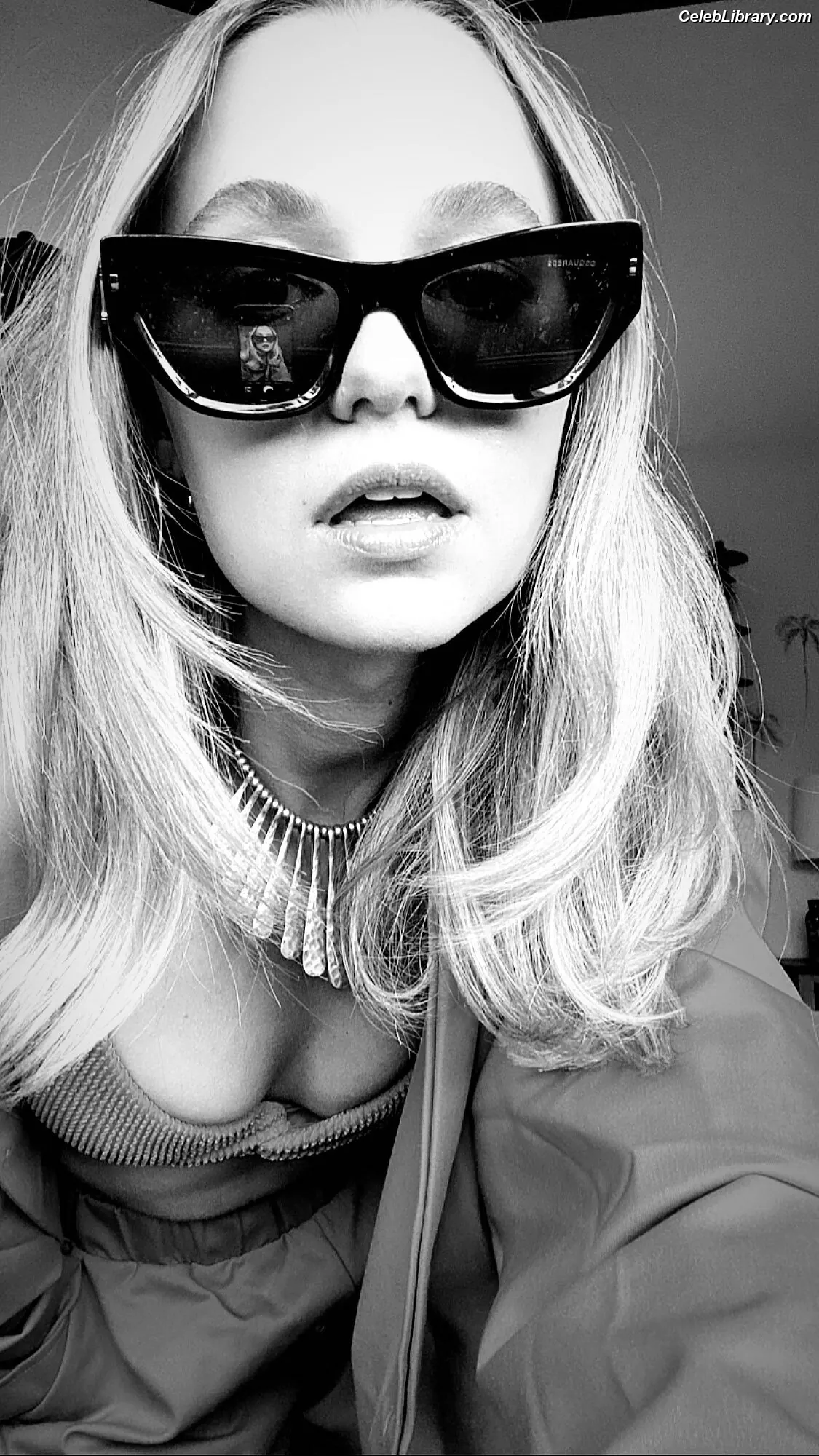 Madison Iseman photo 23 of 336