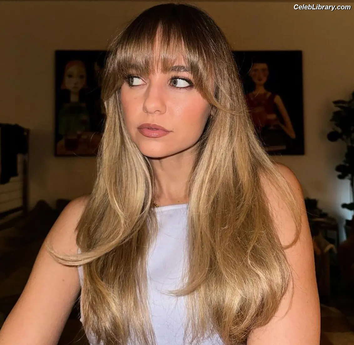 Madison Iseman photo 5 of 336