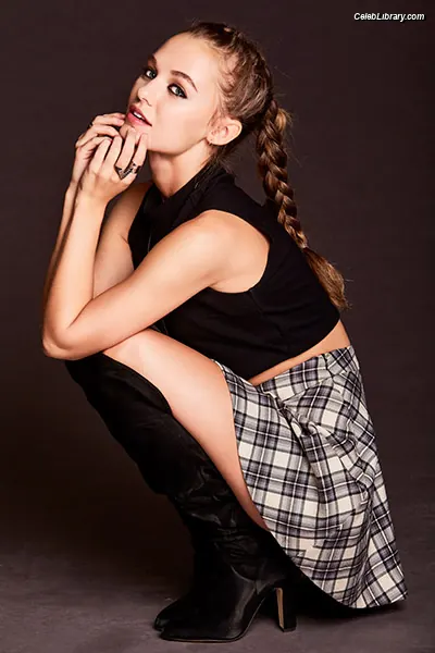 Madison Iseman photo 6 of 336