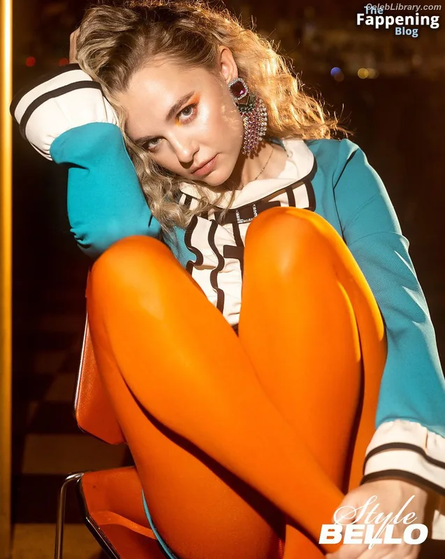 Madison Iseman photo 5 of 337