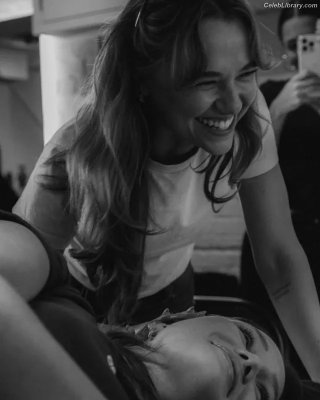 Madison Iseman photo 9 of 337