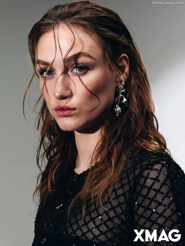 Madison Lintz photo 17 of 193