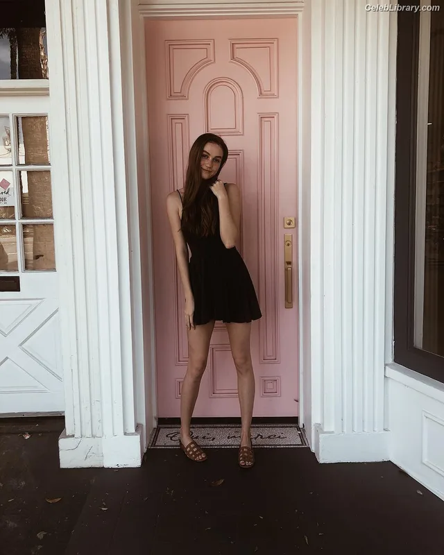 Madison Lintz photo 17 of 193