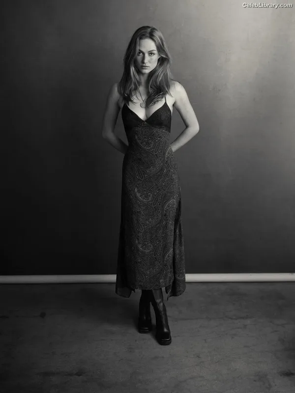 Madison Lintz photo 20 of 193