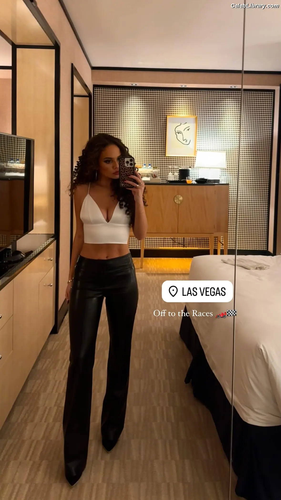 Madison Pettis photo 8 of 760