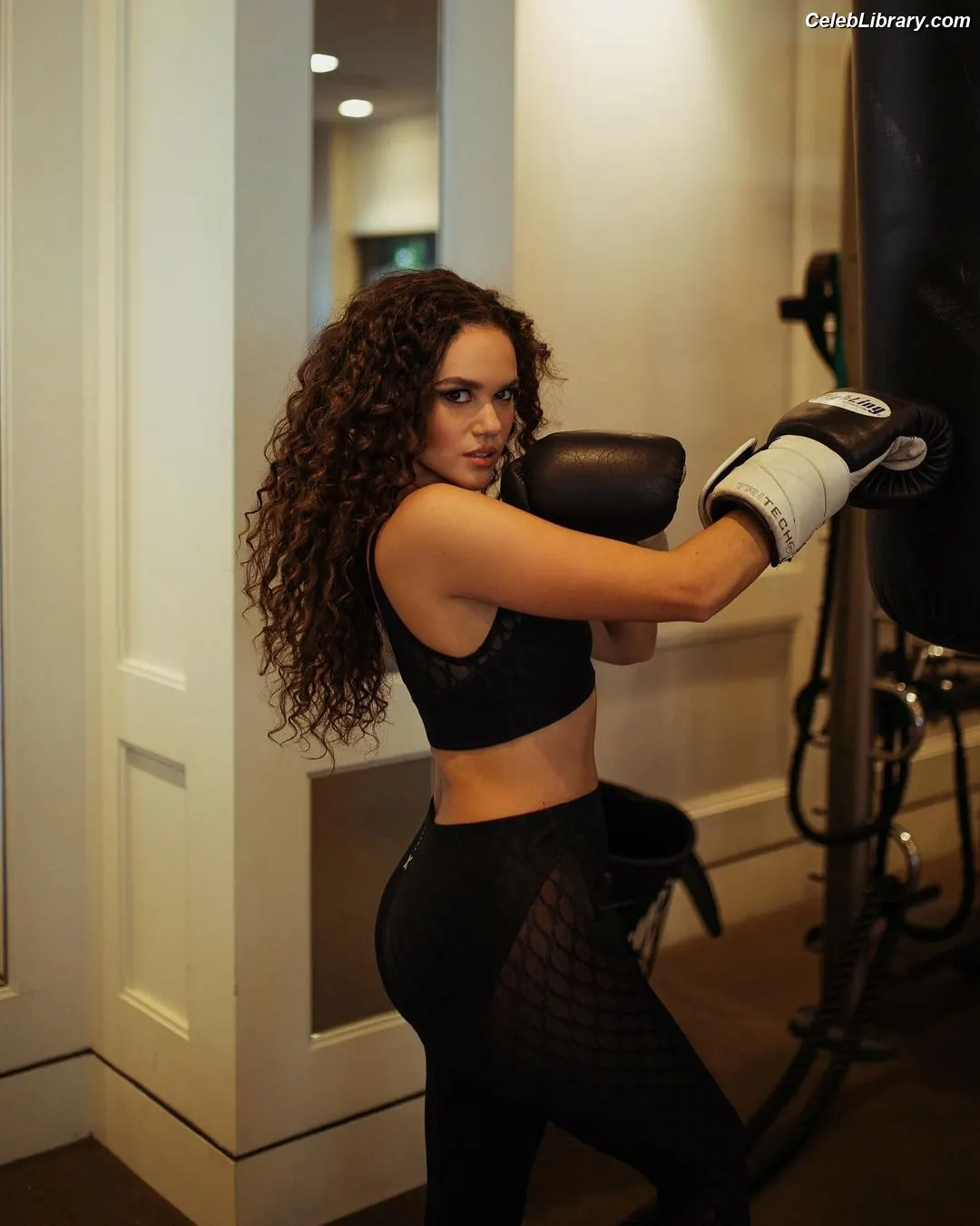 Madison Pettis photo 21 of 760
