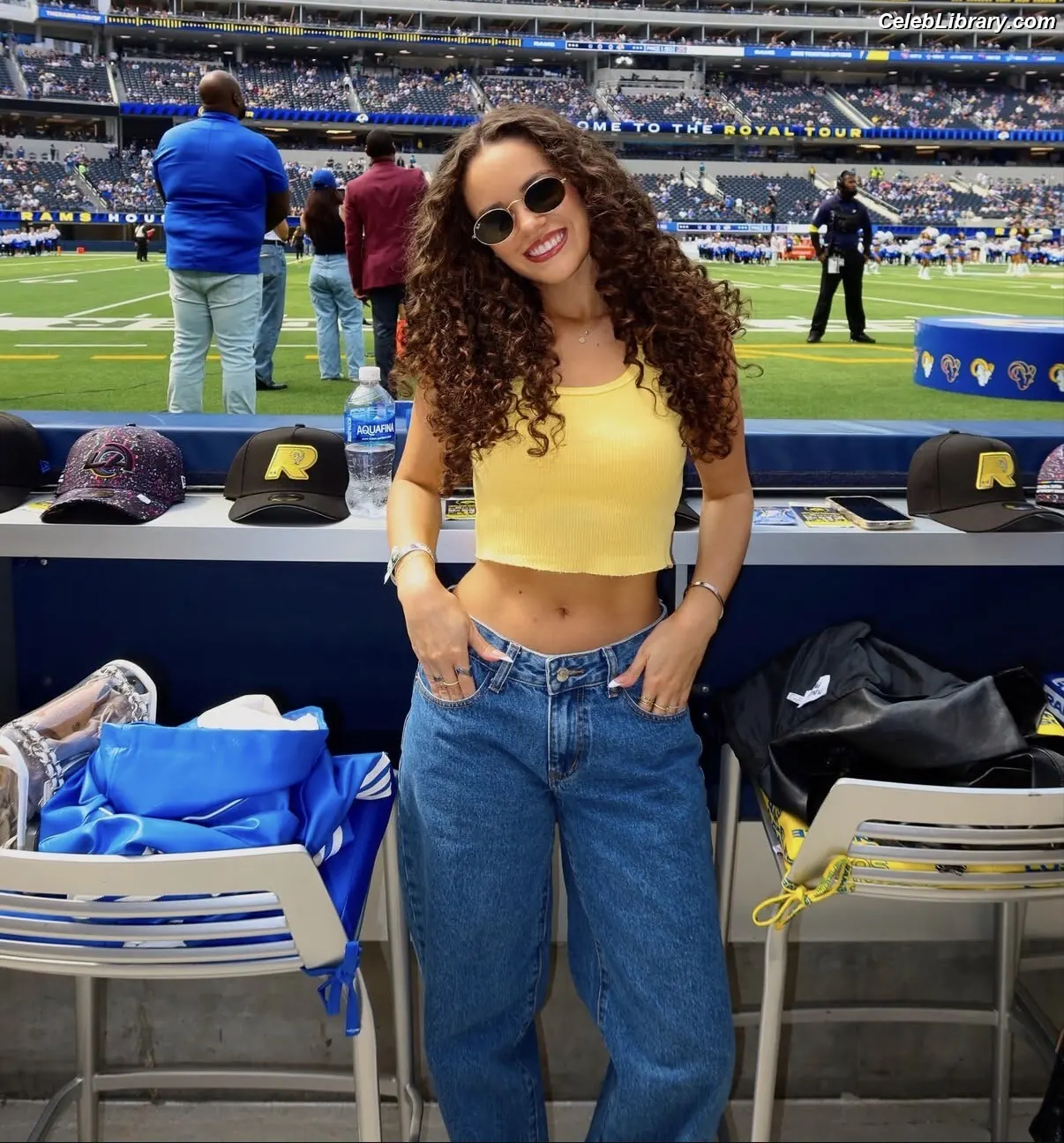 Madison Pettis photo 22 of 760