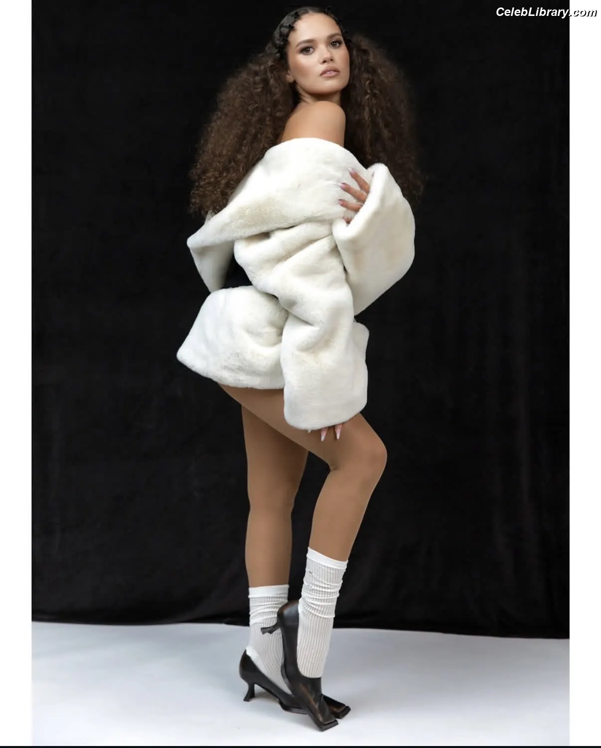 Madison Pettis photo 24 of 760