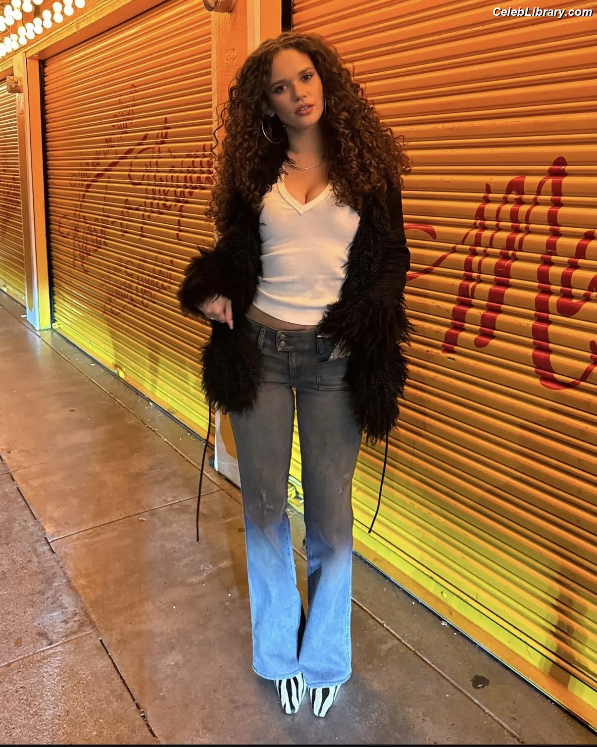 Madison Pettis photo 6 of 760