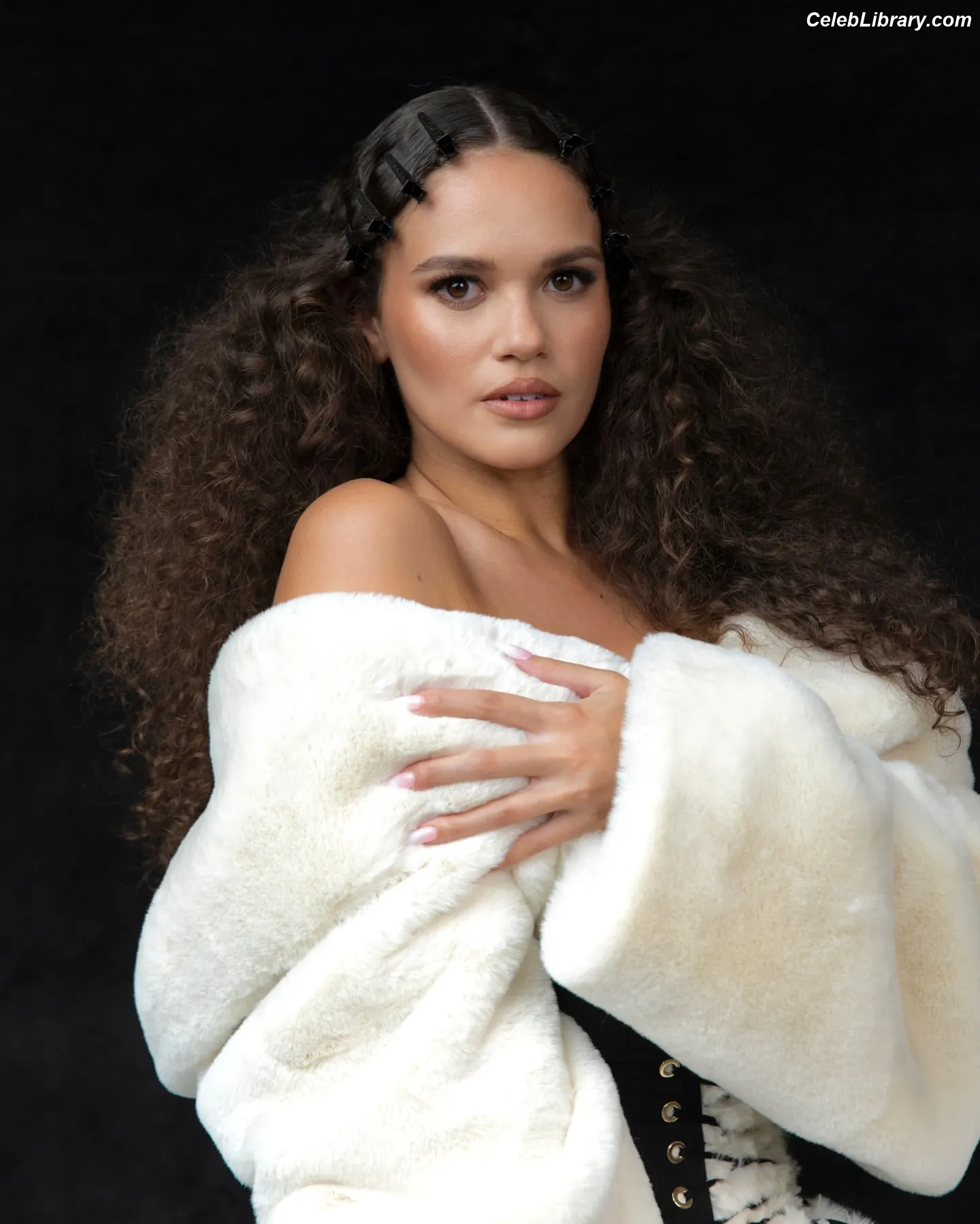 Madison Pettis photo 15 of 760