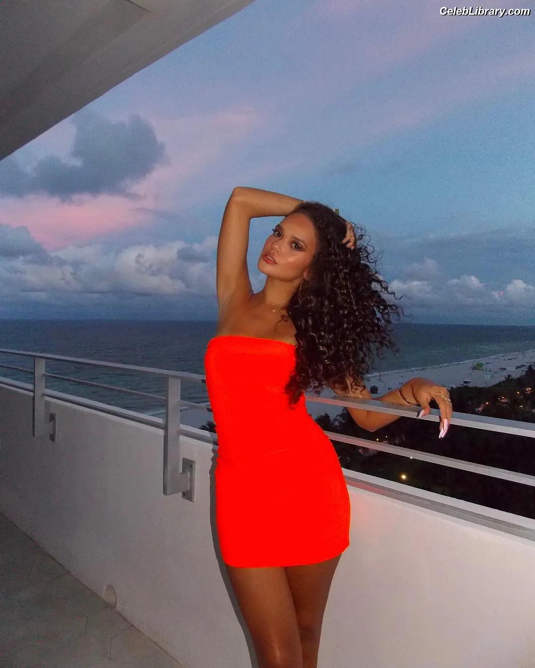 Madison Pettis photo 19 of 760