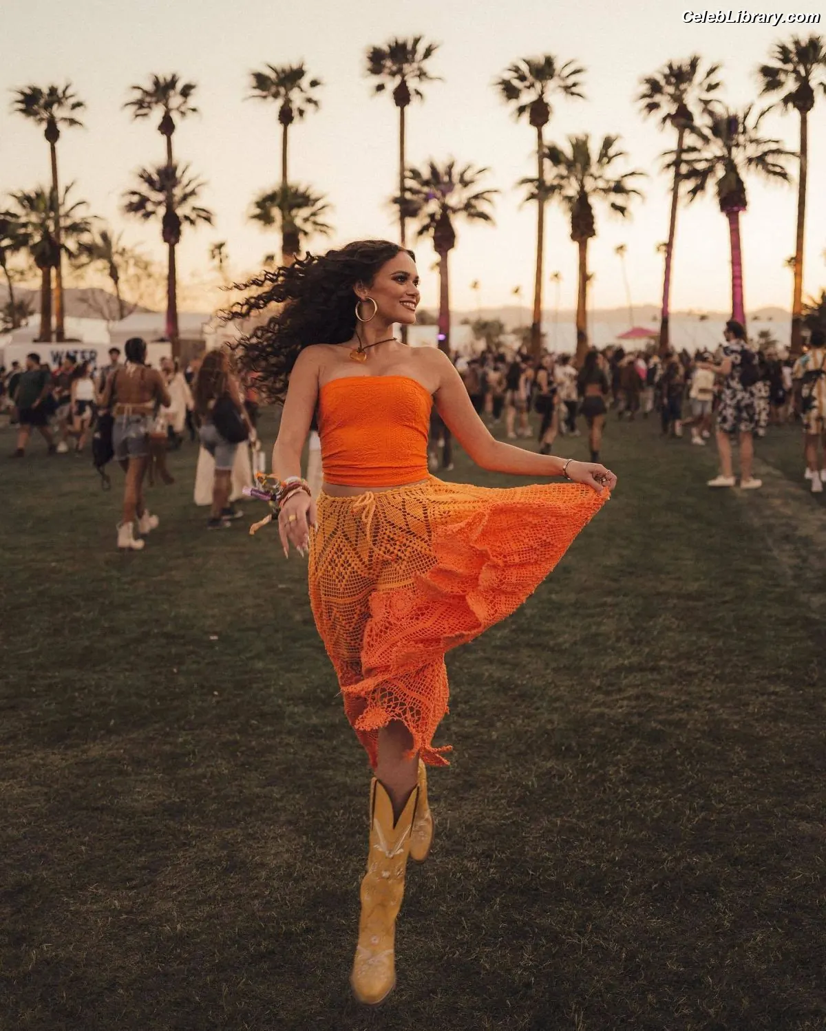 Madison Pettis photo 23 of 760