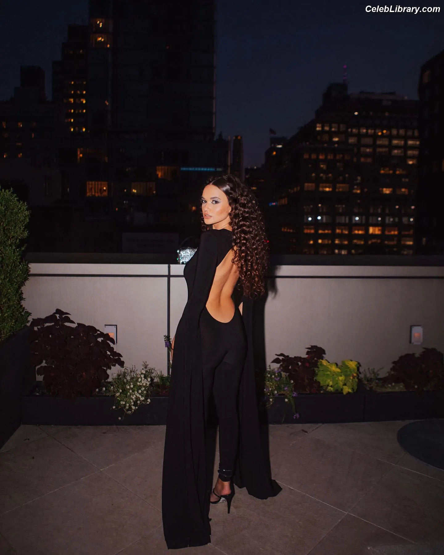 Madison Pettis photo 13 of 760