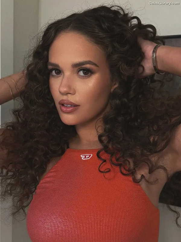 Madison Pettis photo 7 of 757