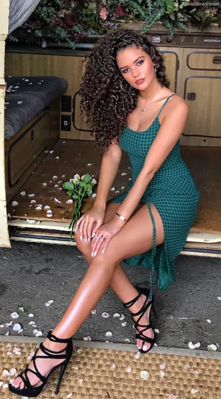 Madison Pettis photo 6 of 757
