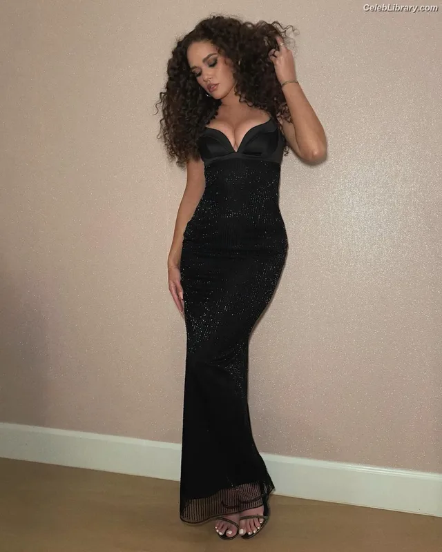 Madison Pettis photo 19 of 757