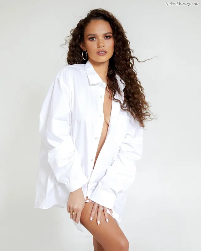 Madison Pettis photo 9 of 757