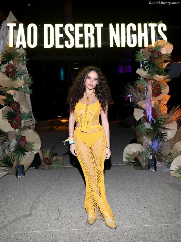 Madison Pettis photo 7 of 757