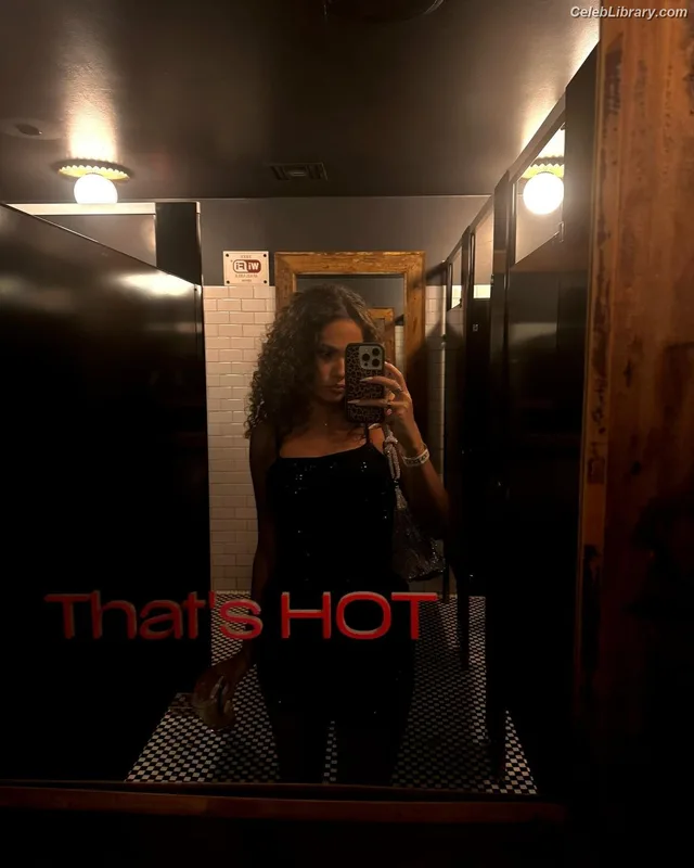 Madison Pettis photo 8 of 757