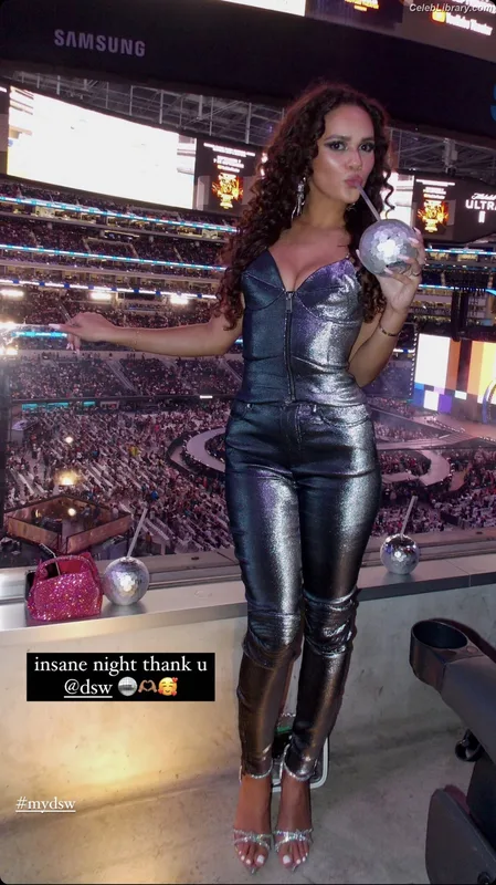 Madison Pettis photo 12 of 757