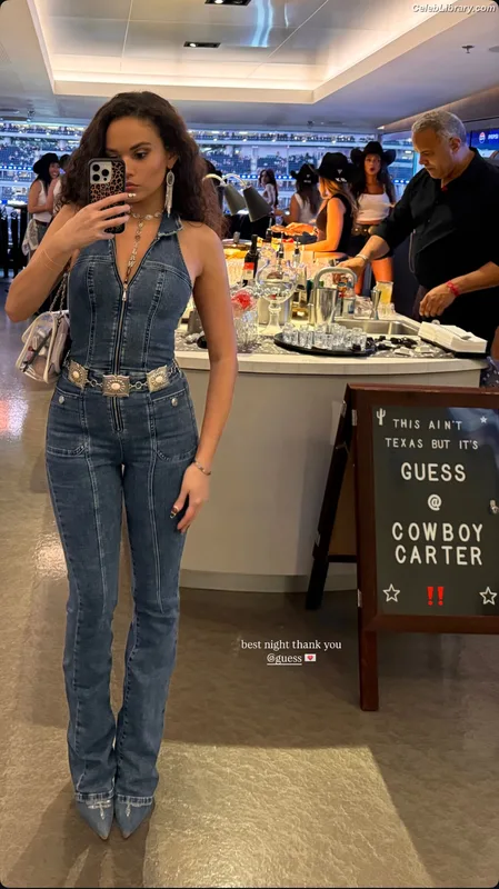 Madison Pettis photo 19 of 757