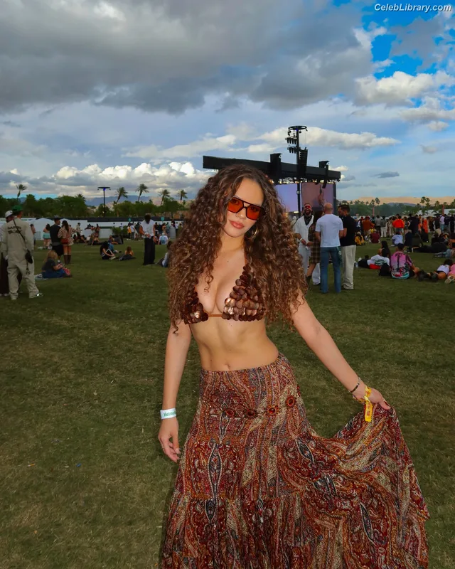 Madison Pettis photo 17 of 757