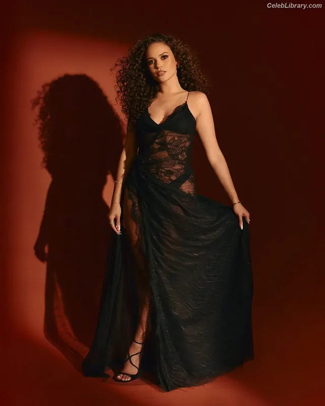 Madison Pettis photo 11 of 757