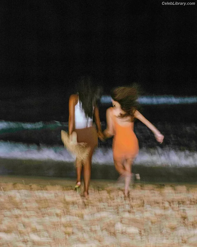 Madison Pettis photo 17 of 757