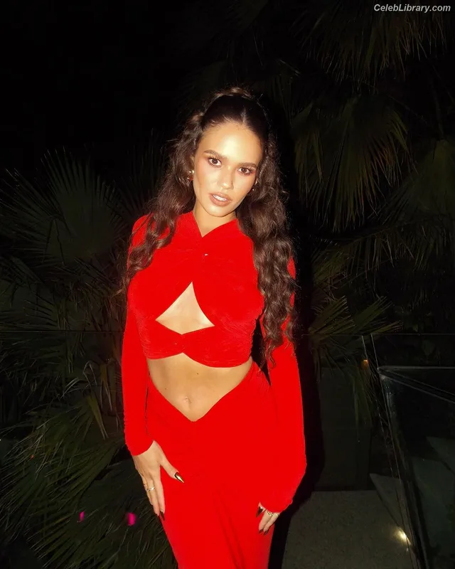Madison Pettis photo 9 of 757