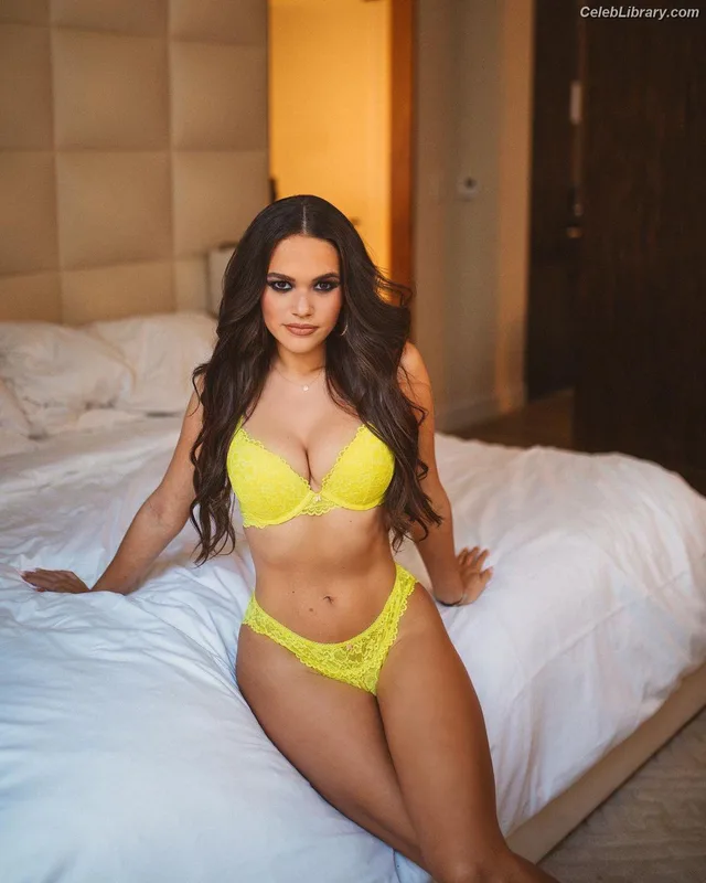 Madison Pettis photo 5 of 757