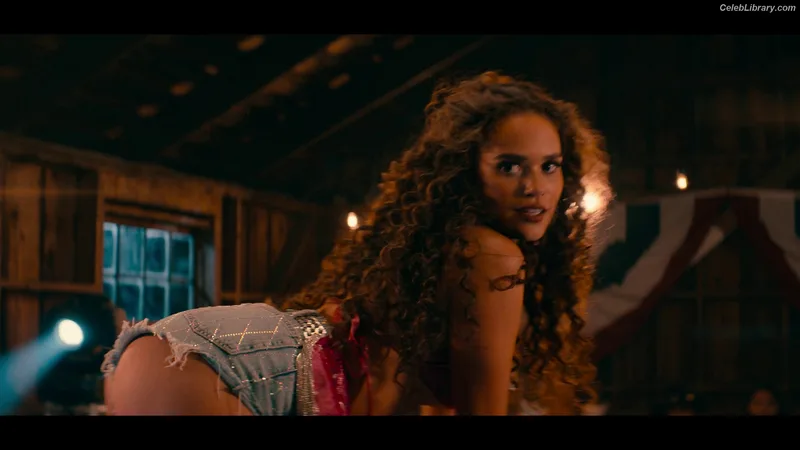 Madison Pettis photo 19 of 757