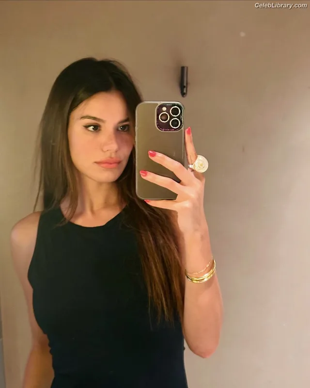 Madison Reed photo 4 of 227