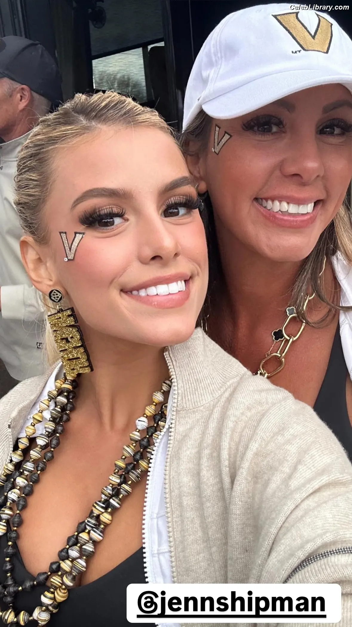 Madisyn Shipman photo 1 of 2983